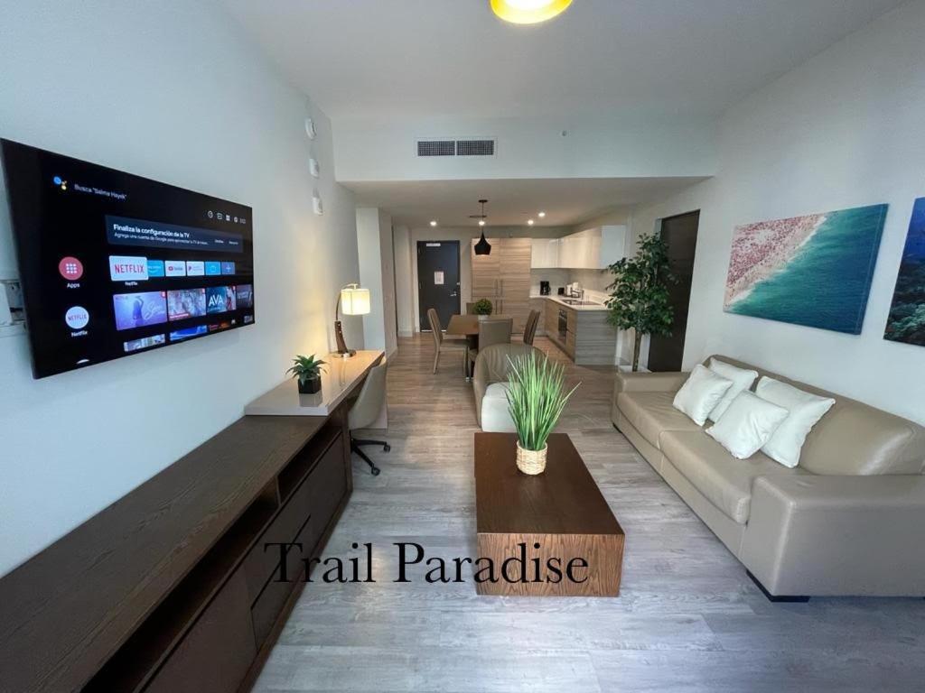 Costa Hollywood Steps To Beach Bagian luar foto