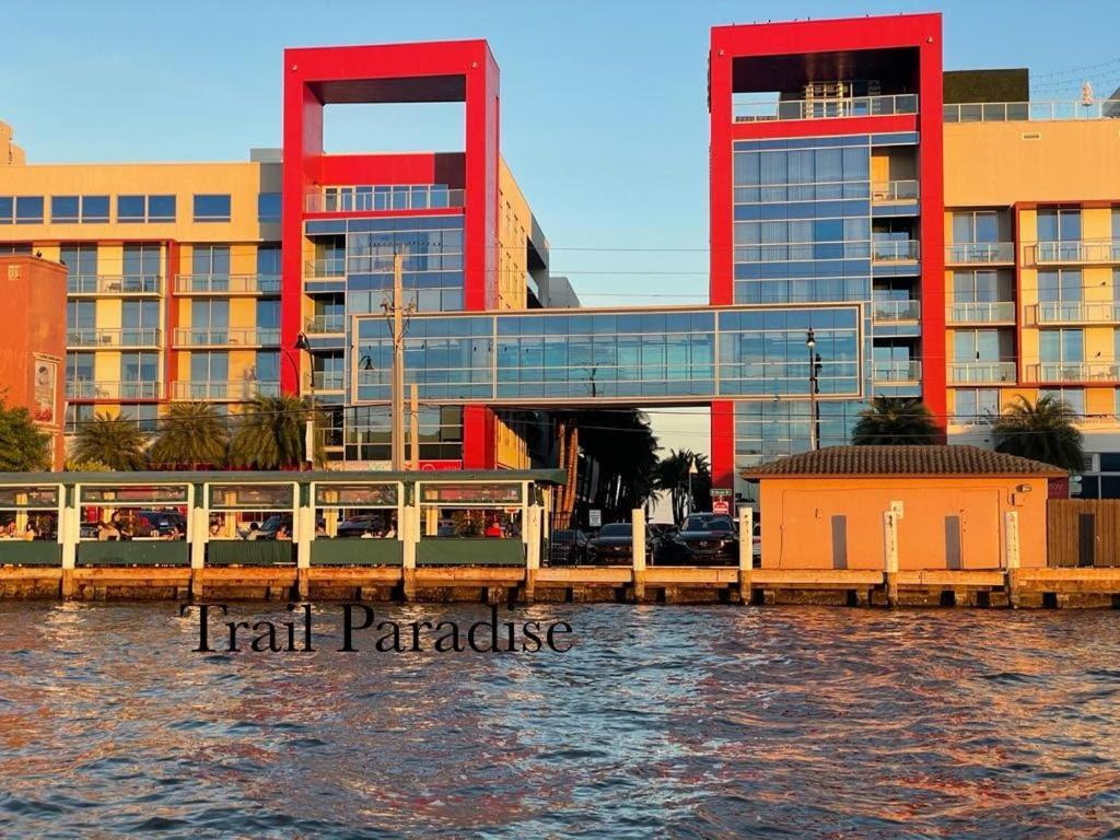 Costa Hollywood Steps To Beach Bagian luar foto